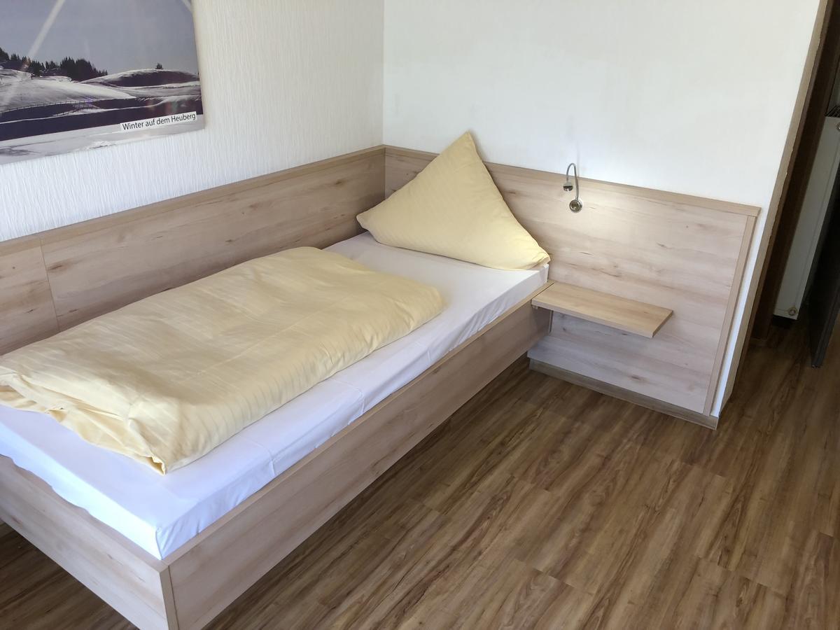 Hotel Heuberger Hof, Wehingen Esterno foto